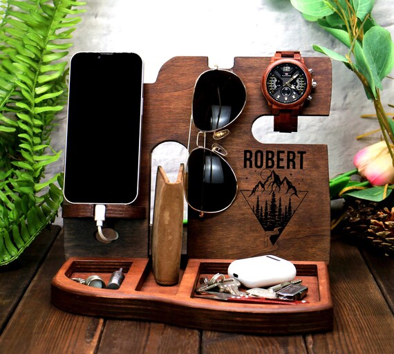 Christmas Gifts for Boyfriend,christmas Gifts for Men,personalized Mens Gift ,gift for Dad,mens Valet,gifts for Him,iphone Dock 