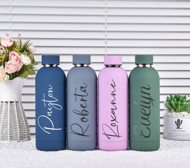 Thermosflasche, personalisierte Flasche, Wasserflasche, personalisiertes Geschenk, personalisierter Becher, Brautjungfern Geschenke, Hochzeitsbecher, Brautjungfer Geschenk Bild 4