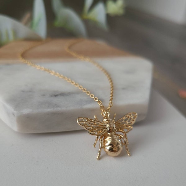 NEW SIZE! Gold Bee Necklace, Large Bee Pendant, Small Bee Charm Necklace, Honey Bee, Bumble Bee, Bee Jewelry