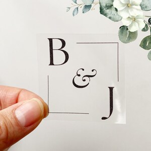 Nuevas pegatinas PERSONALIZADAS con LÁMINA DORADA, iniciales de boda, pegatinas transparentes, invitaciones de boda, pegatinas de invitación, pegatinas de agradecimiento, pegatinas minimalistas para guardar la fecha