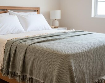 Muslin Bedspread – 4 Layer Sage Green Cotton, Soft, Cozy, Wedding & Housewarming Gift 91x95 inch