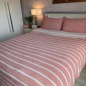 100% Cotton Striped Muslin Throw Blanket 4 Layers Bedspread Soft Turkish Cotton Muslin Bed Cover Reversible Coverlet Brick Red OEKO-TEX