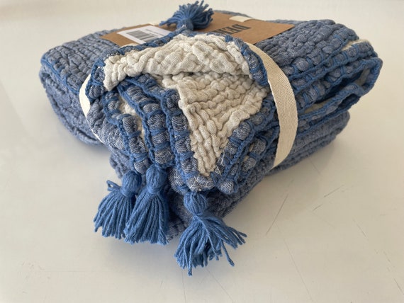 Adult muslin blanket hotsell