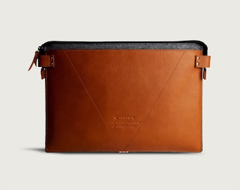 Leather Portfoilio Document and Laptop case (Zip)