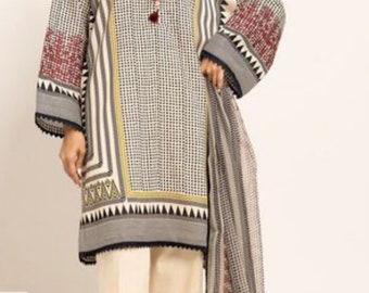 Salwar kameez de césped bordado de 3 piezas sin coser