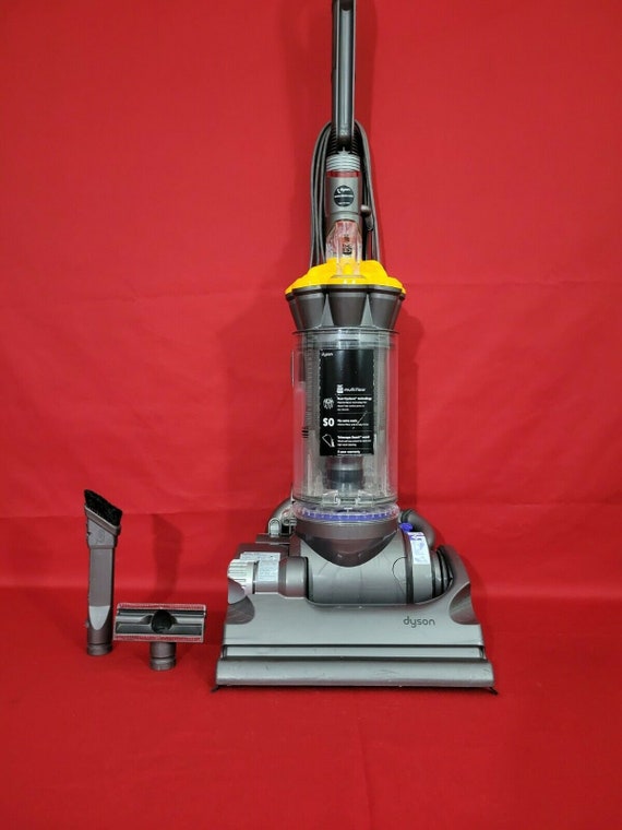 Dyson DC33 Upright Vacuum Cleaner With 