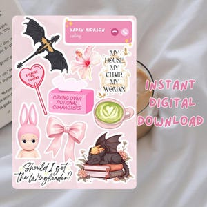 Puede incluir: Una colección de pegatinas rosas con varios diseños, incluyendo un dragón, una muñeca conejito, un lazo y texto como "Enemies to Lovers" y "Should I get the Wingleader?" Las palabras "Instant Digital Download" también son visibles.