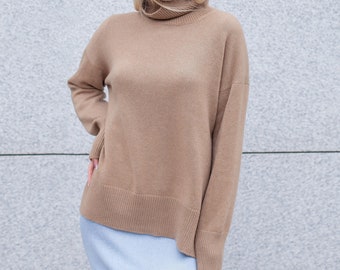 Cashmere sweater with side cuts,  one size, Camel Cashmere