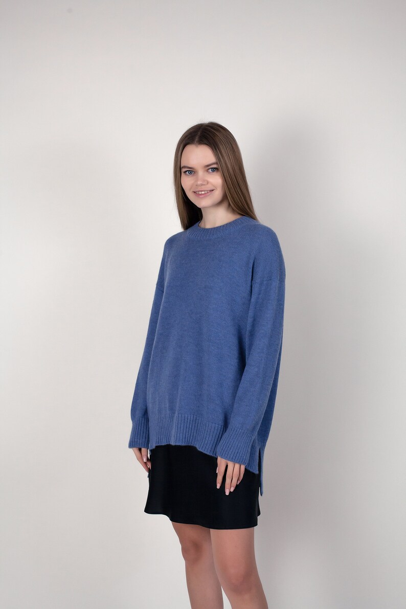 Blue cashmere knit sweater with side slits one size up image 5