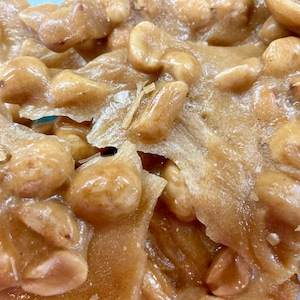 Buttery Old fashioned Peanut Brittle