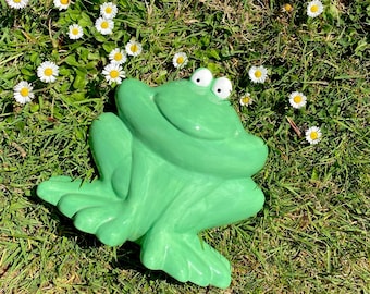 Ceramic Frog Wall Décor | Green Frog Figurine | Wall Art Hanging