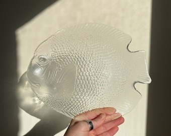 Vintage Arcoroc France Clear Glass Fish Plate | 1970s Homeware | Poisson Plates, Serving Dishes