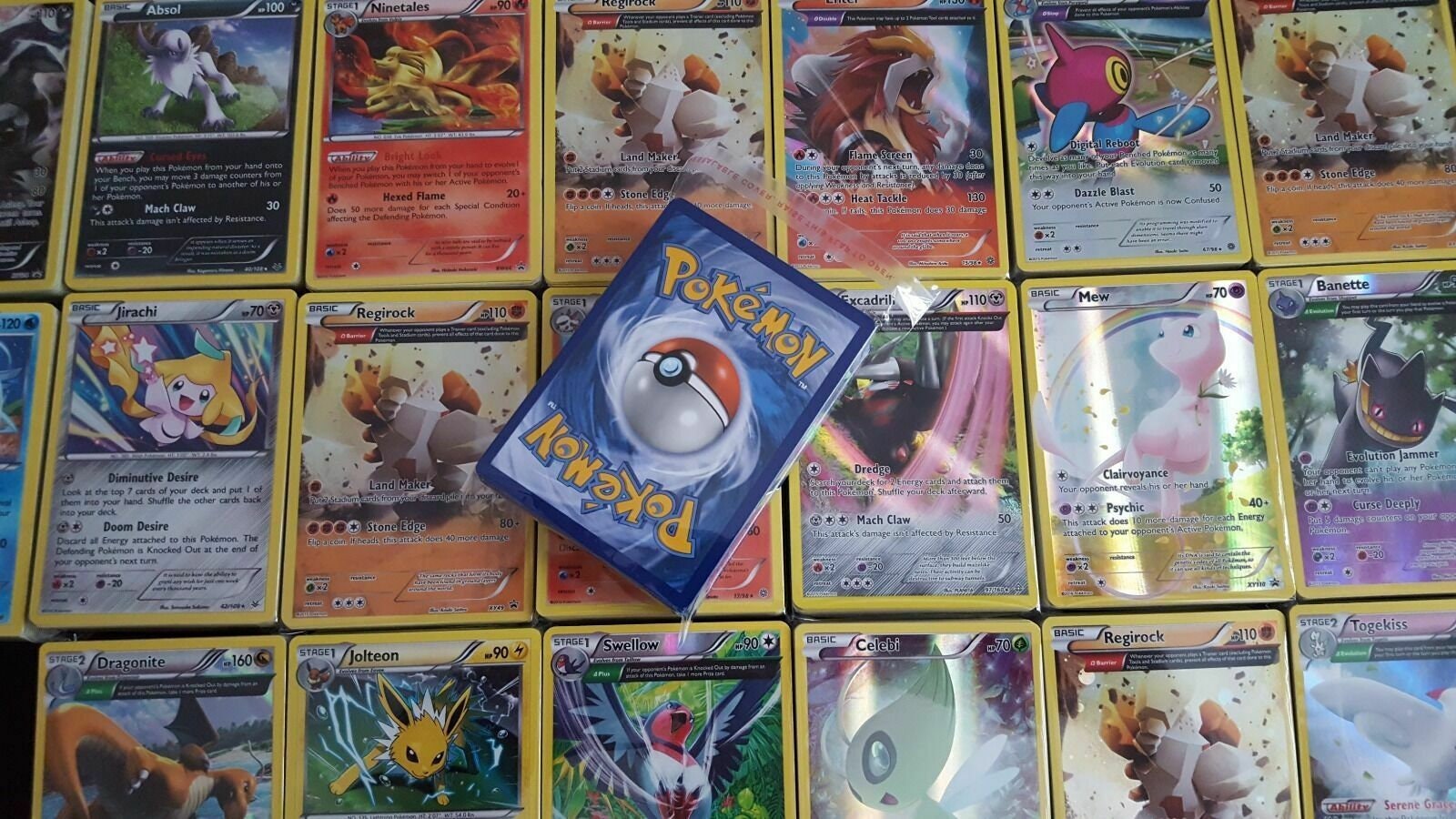 1x Carta Pokémon Ultra Rara Aleatória - Pokemanos