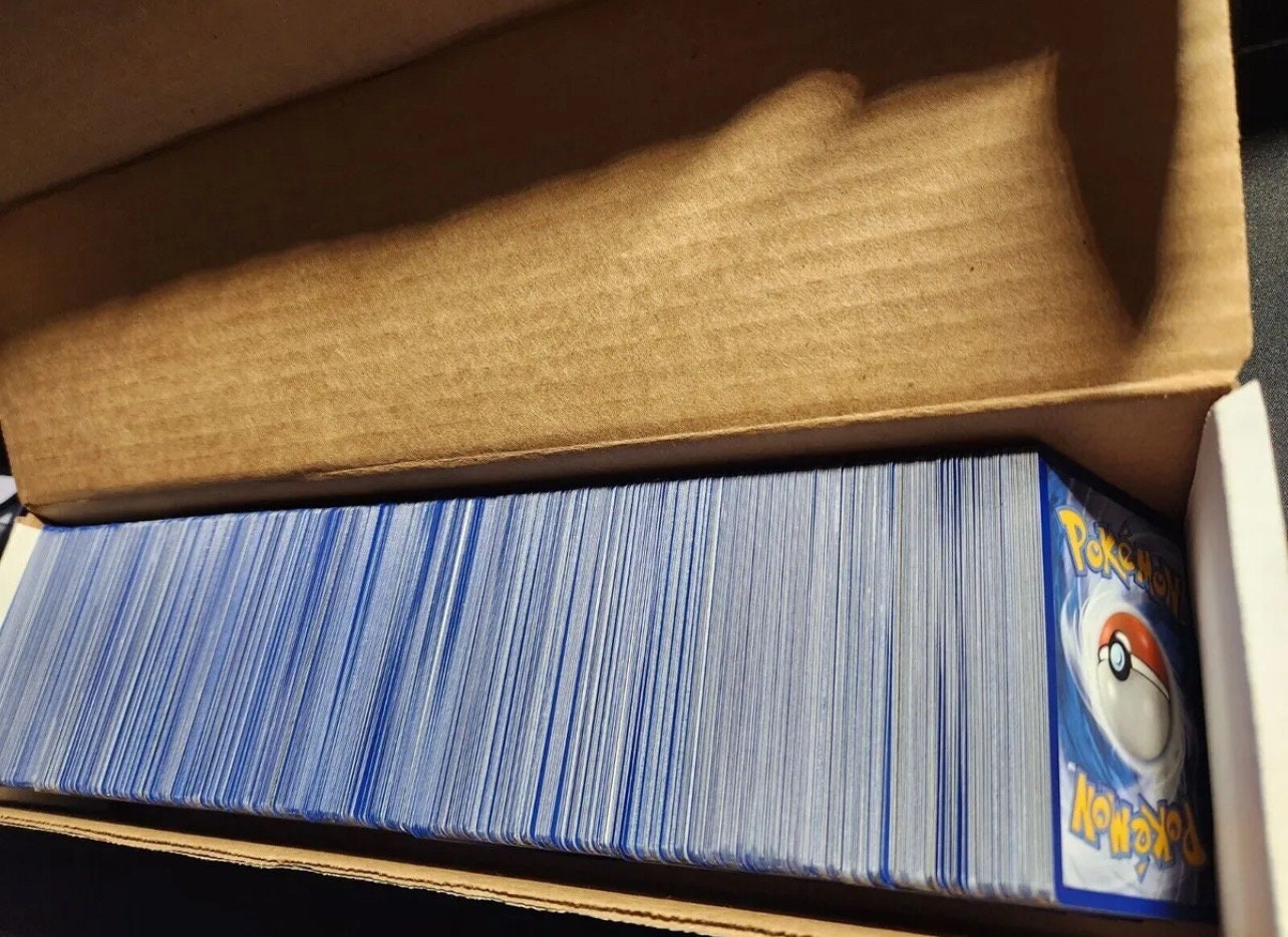1000 Pokemon cards lot ALL RANDOM CARDS Pokeman Common/Uncommon/Rare Card Lot! Awesome Gift