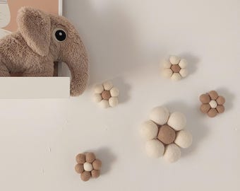 Felt Wall Flower: Boho Nursery Decor, Beige Daisy (6cm)