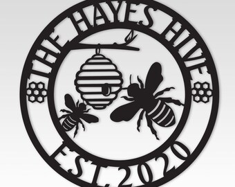 Personalized Bee Farm Metal Wall Art: Custom Last Name Sign