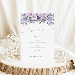 Plantilla de menú de bar floral púrpura, letrero de menú de bebidas de boda editable, tarjeta de menú de bar lila y verde imprimible, descarga de Templett diy #BL27