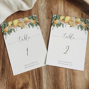 Plantilla de tarjeta con número de mesa para boda con limones, decoración de mesa para boda con limones y vegetación para imprimir, nombres de mesa editables, descarga de Templett #BL25