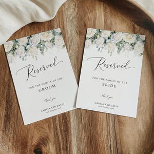 Modello di cartello riservato per matrimonio bianco, rosa bianca e verde stampabile riservato per la famiglia della sposa o dello sposo, modificabile Templett scaricabile #BL23