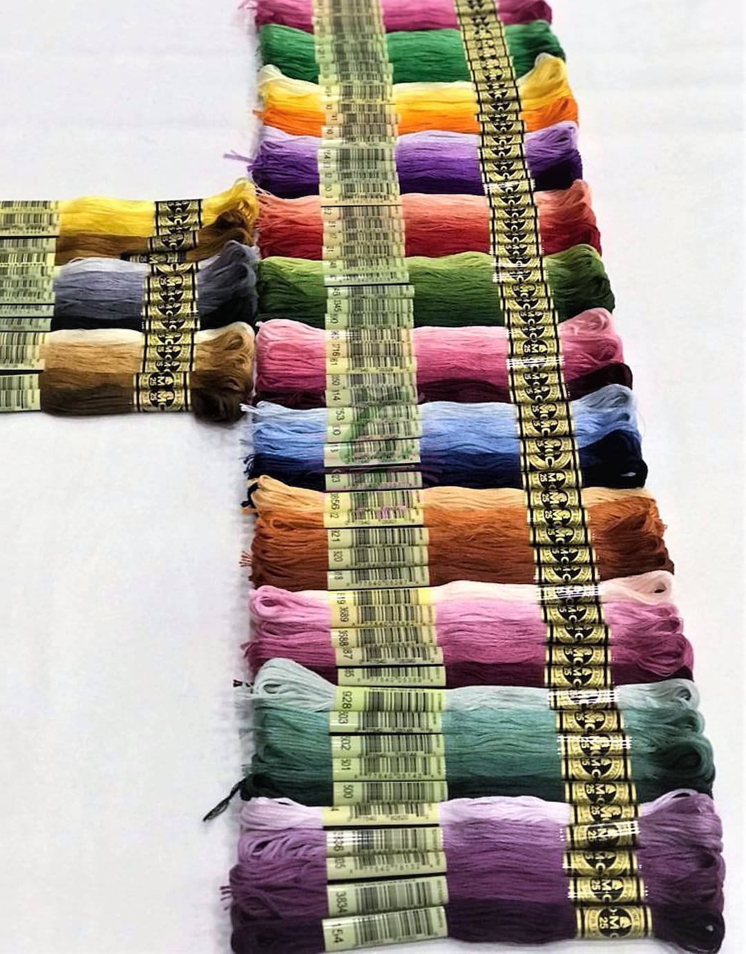 DMC, surtido de hilos para bordar, 100 colores. Producto original fabricado  en Francia