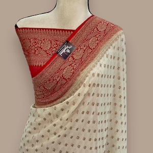 Khaddi Georgette Handloom Banarasi Saree - Antique zari