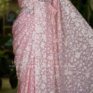 Zeitlose Parsi… wunderschöne Parsi Stickerei auf reiner Crepe Seide Sari