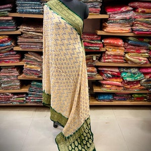 Nim jari bandhej dupatta..