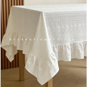 Floral Embroidered Cotton Lace Tablecloth - Ruffled Farmhouse Style
