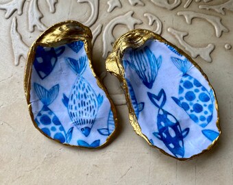 Juego de decoupage con forma de concha de ostra, ribete dorado, decoración costera
