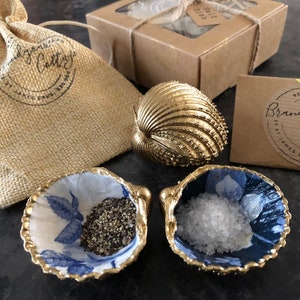Perfect Pair of Gold Shell Salt & Pepper Pinch Pots with Blue White Floral Chinoiserie | Anniversary Gift | Handcrafted in UK