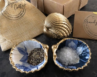 Perfect Pair of Gold Shell Salt & Pepper Pinch Pots with Blue White Floral Chinoiserie | Anniversary Gift | Handcrafted in UK