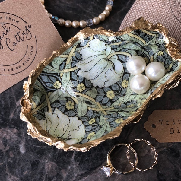 XL Oyster Shell Trinket Dish with feature Pearls in William Morris Pimpernel Green Cream Floral Gold | 30th Wedding Pearl Gift Ring Dish