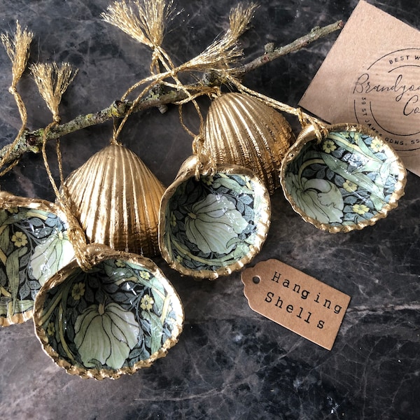 Decorative William Morris Christmas Ornaments | Festive Gold Cockle Shells in Pimpernel Green Blue Floral & Leaves | Shell Xmas Decorations
