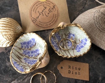 William Morris Bluebells & Willow Gold Cockle Shell Ring Dish Spring Gift | Bluebell Ring Box, Spring Proposal Bluebell Gift Spring Decor