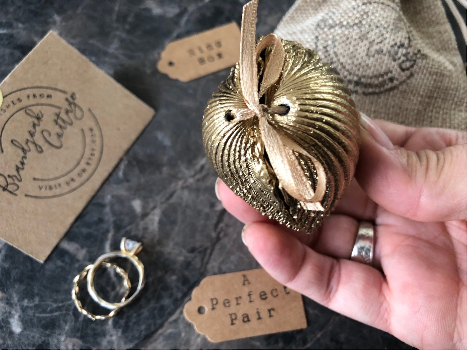 Shell With Ribbon Cockle Shell Ring Box With Ribbon Hinge White Green Lily Valley ...