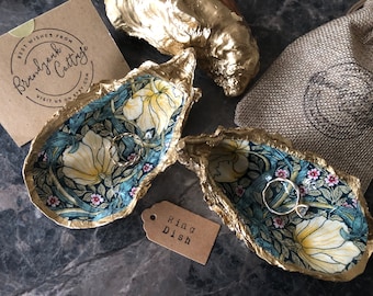 Gold Oyster Shell Trinket Dish in William Morris Dark Pimpernel | Floral & Leaves Ring Dish | Shell Jewellery Dish Gift Teal Trinket Tray