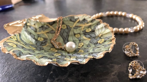 Miss Vicki's Jewelry Foam - Gold Creations