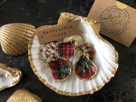 Reversible Shell Charm, Royal Stewart Tartan Pendant Red Green 