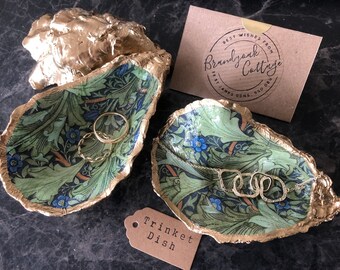 William Morris Shells Granville Gold Oyster Shell Trinket Dish in Blue & Green Floral | Jewellery Dish, Ring Holder, Shell Art Nouveau Gift