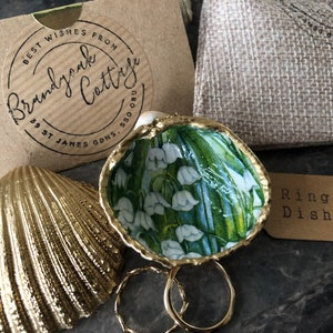 Lily of the Valley Spiny Cockle Shell Ring Dish | Ring Holder in Green White Lily of the Valley | Upcycled Gift | Lily of the Valley Gifts