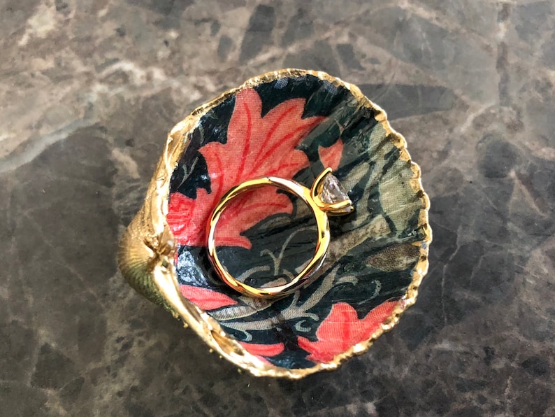 Mini Gold Shell Ring Dish Red /& Blue Floral Ring Holder or Proposal Presentation Box in William Morris Compton Handcrafted in UK