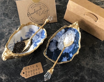 Pair of Chinoiserie Blue White Roses Gold Oyster Shell Salt & Pepper cruet dishes with golden spoons | Salt Cellar Pinch pots | Made in UK