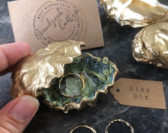William Morris Pimpernel Whole Oyster Shell Ring Box | Green Floral & Leaves Shell Ring Dishes Perfect Pair Oyster Shell Box, Beach Proposal