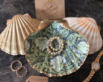 William Morris Shells in Pimpernel Green & Cream for Jewellery | Gold Scallop Shell Trinket Dish William Morris Decoupage Scallop Shell Dish