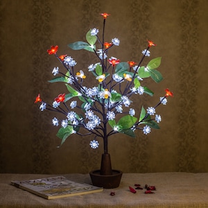 Blommande LED-körsbärsträdslampa: Röda och vita blommor + bin
