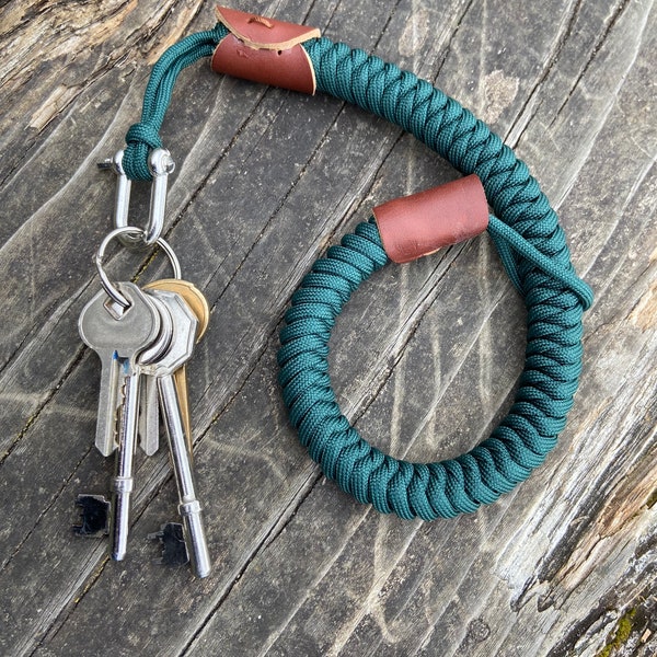 Keys rope holder, key ring or camera paracord rope strap