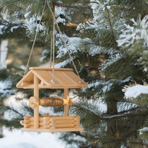 Twirl Squirrel Feeder, Squirrel House, Squirrel Home, Flying squirrel box, Squirrel wildlife, Bird wildlife, Garden gift, Handcrafted art
