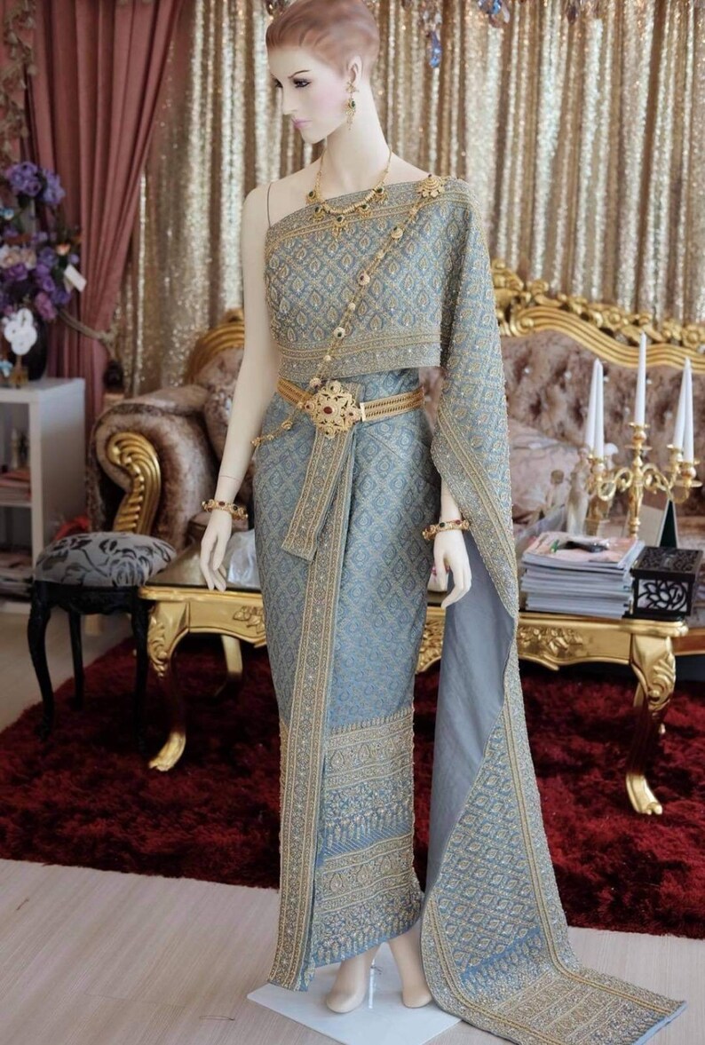 Couture: Thai Chakkri Wedding dress Thai/Khmer Wedding dress Handmade Bead Embroidery Authentic Silk Made to Measurement Personalization image 1