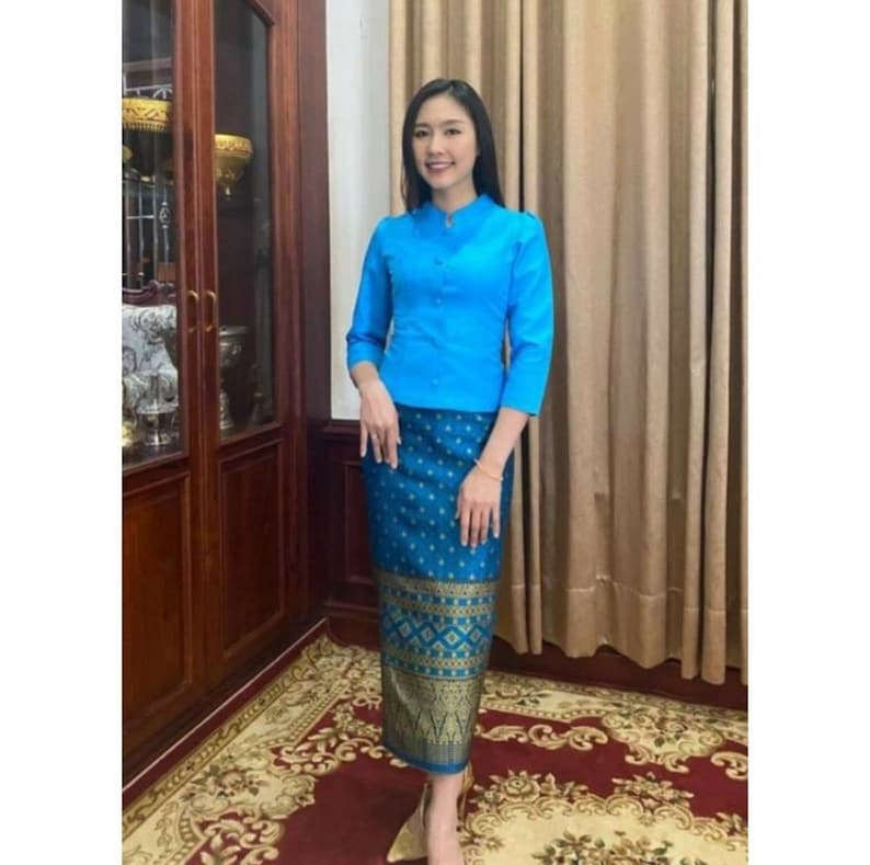 Beautiful Traditional Handmade dress Thai Jitlada for formal occasion, Vintage dress from Thailand, Thai/ Lao sinh, Bust up to 46 image 4