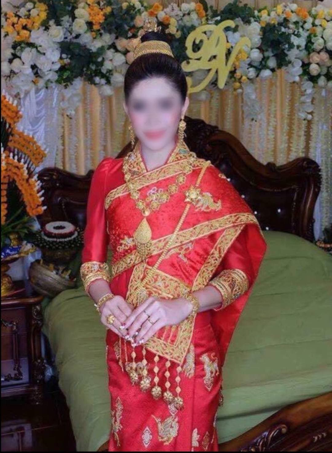 Luxury Laotian Wedding dress for Bride Embroidered gold | Etsy